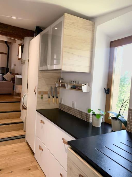 Maisonnette Atypique Cadarache-Iter Saint-Paul-les-Durance Zewnętrze zdjęcie